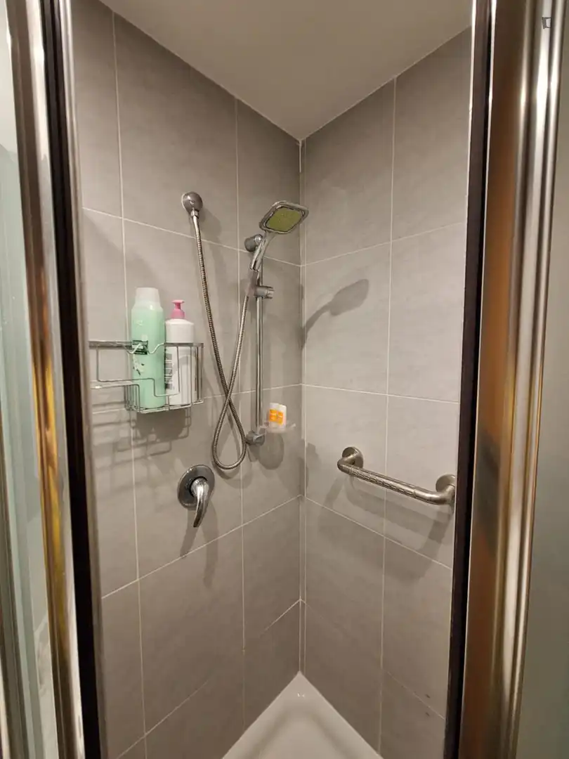 Baño de Apartamento de alquiler en Moncada con Amueblado, Horno y Lavadora
