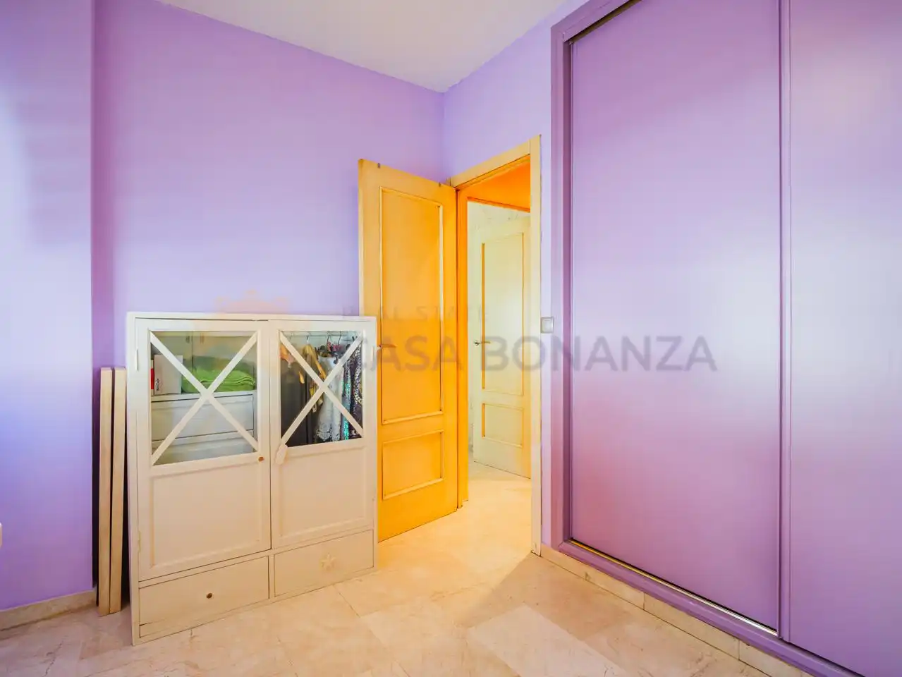 Flat for sale in Almuñécar  with Air Conditioner and Terrace
