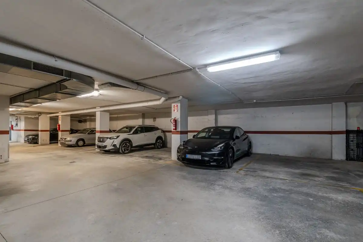 Parking of Attic for sale in Albatera  with Air Conditioner and Heating