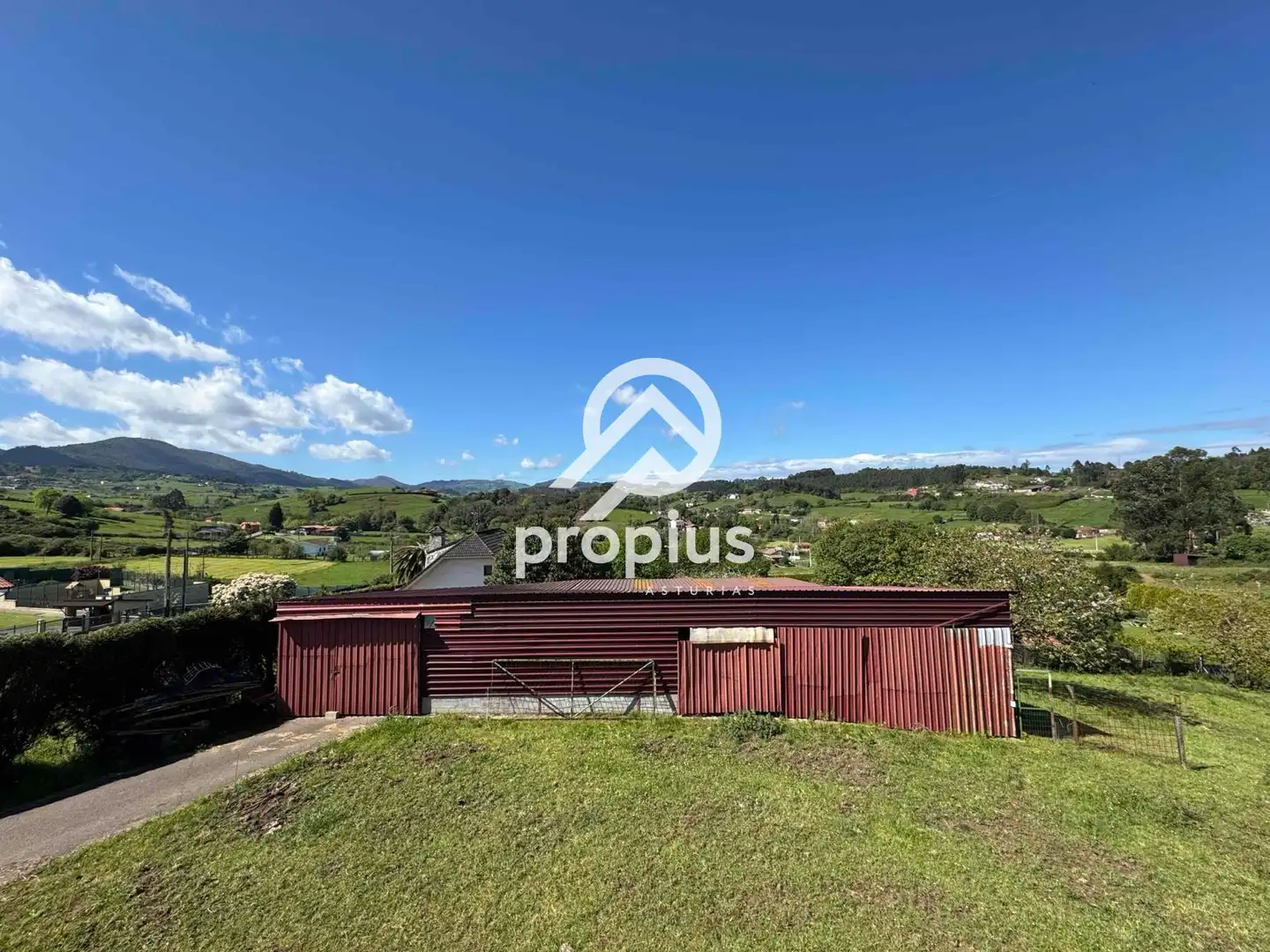 Casa o chalet en venta en Avilés con Calefacción, Jardín privado y Parquet