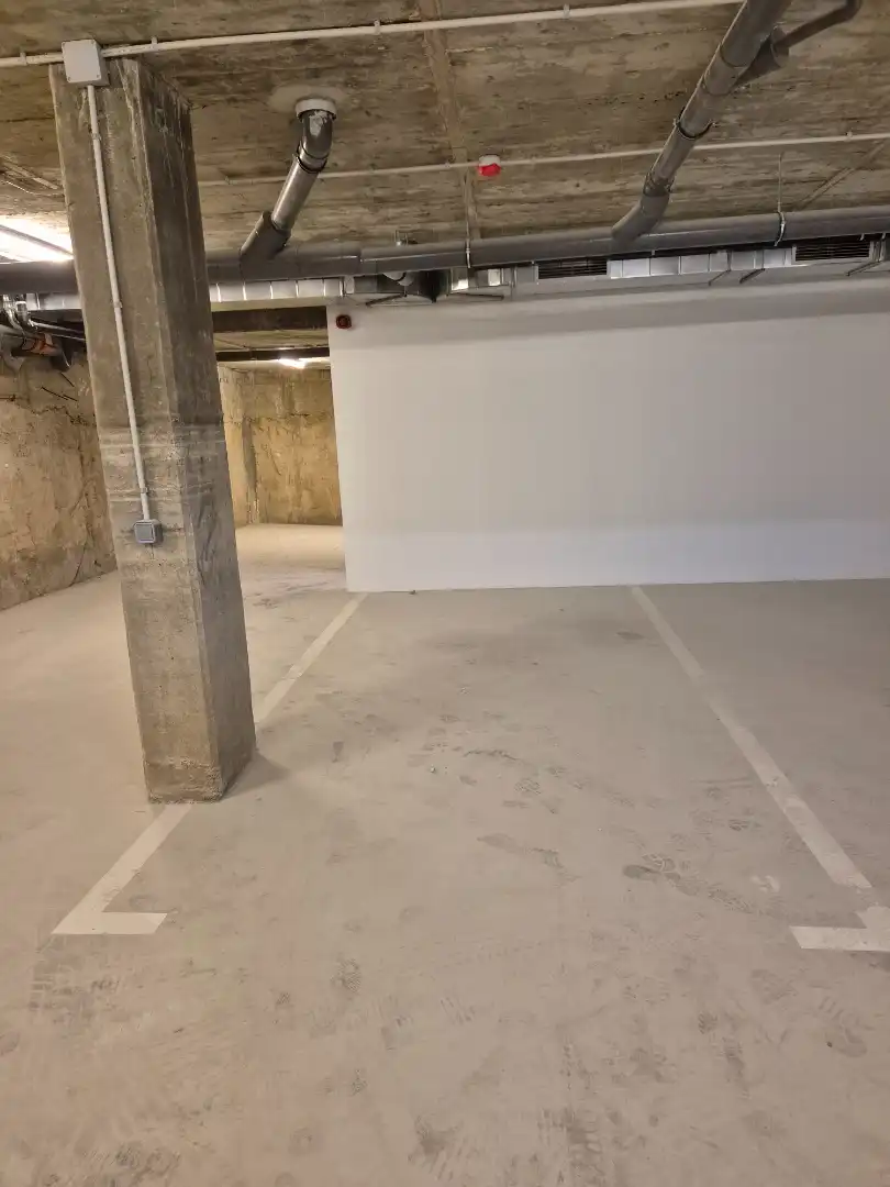 Parkplatz von Garage zum Verkauf in Palamós