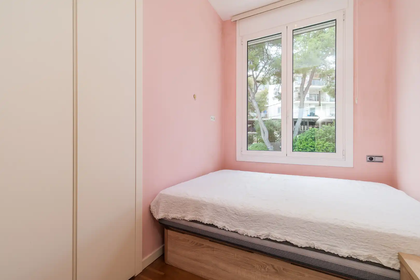 Habitación de Casa adosada en venta en Castelldefels con Aire acondicionado, Calefacción y Parquet
