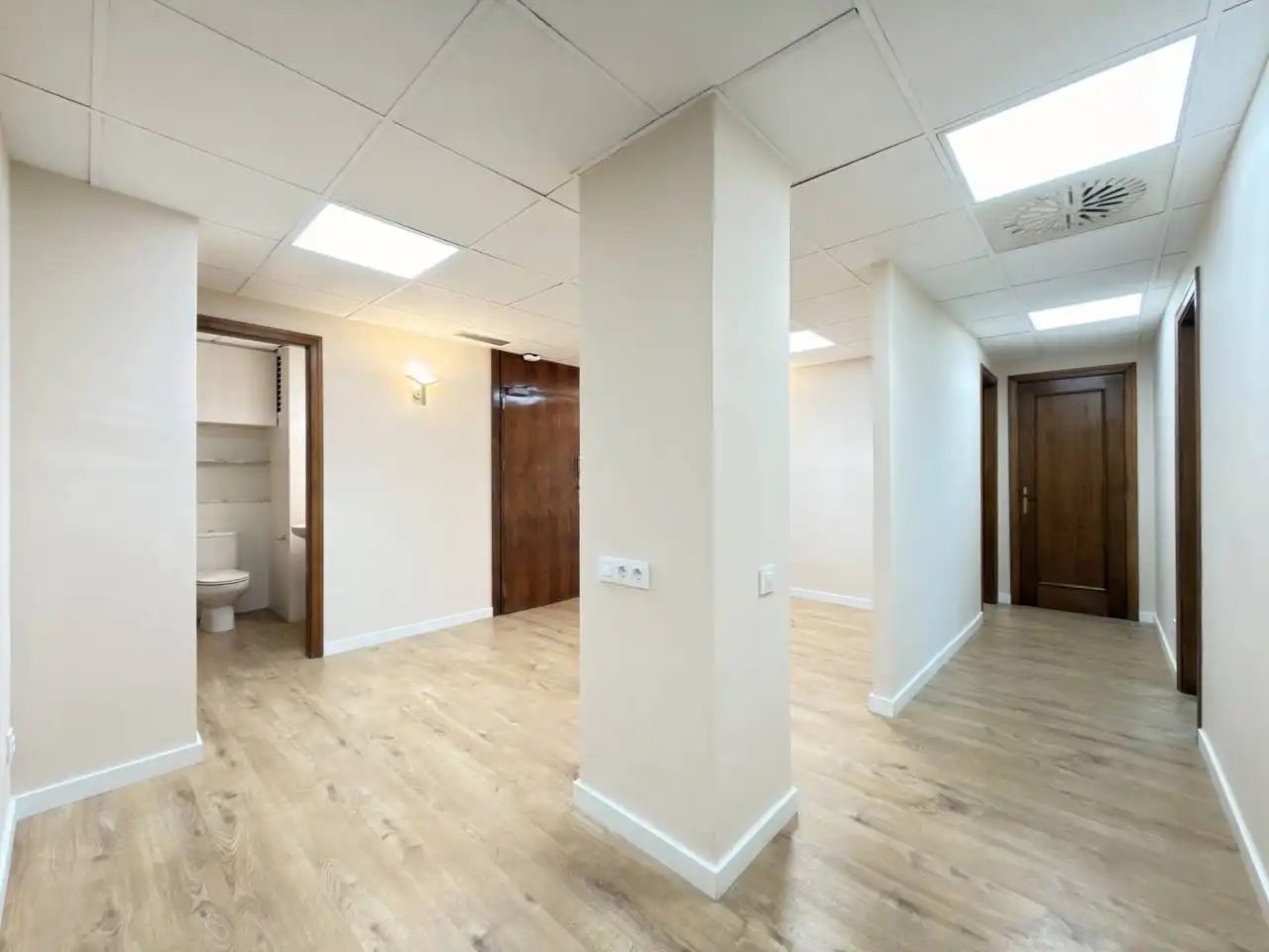 Oficina de alquiler en Sarrià - Sant Gervasi