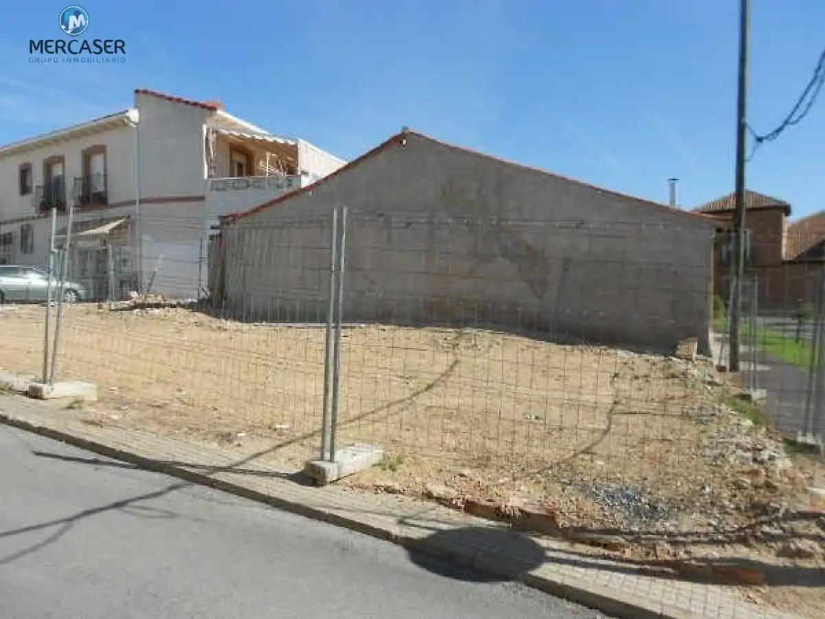 Terreny residencial en venda a Calle CRUZ
