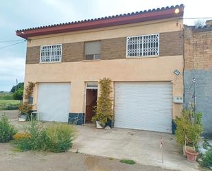 Vista exterior de Finca rústica en venda en  Lleida Capital amb Aire condicionat, Jardí privat i Moblat