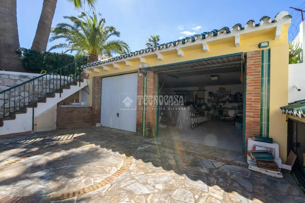 Casa amb piscina en venda a El Faro de Calaburra - Chaparral, imagen 8