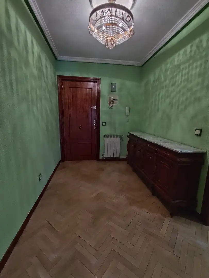 Flat for sale in Parla  with Air Conditioner, Heating and Parquet flooring
