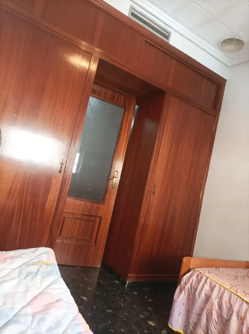 Habitación de Piso en venta en Valencia con Terraza y Balcón