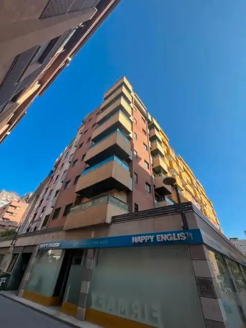 Außenansicht von Wohnungen zur Miete in Granada mit Klimaanlage, Heizung und Terrasse