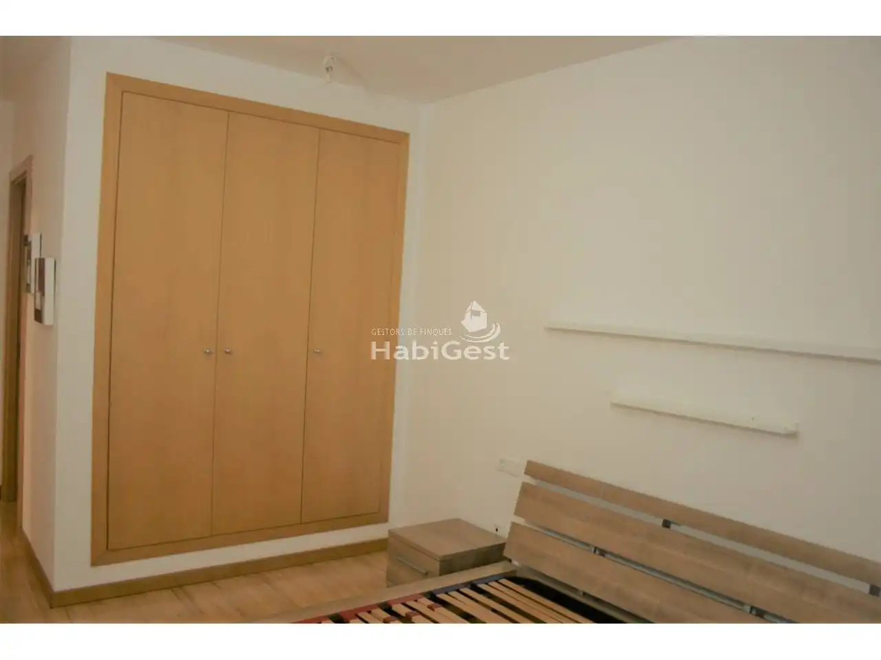 Schlafzimmer von Wohnung zum Verkauf in Girona mit Heizung, Möbliert und Balkon
