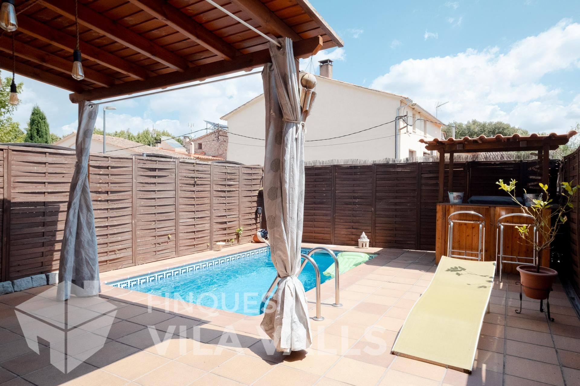 Piscina de Casa o xalet en venda en Palau-solità i Plegamans amb Aire condicionat, Calefacció i Jardí privat