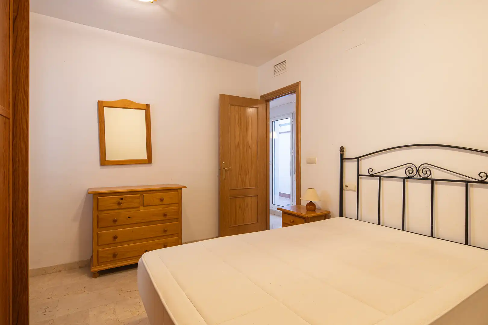 Habitación de Piso en venta en Güéjar Sierra con Aire acondicionado, Terraza y Amueblado