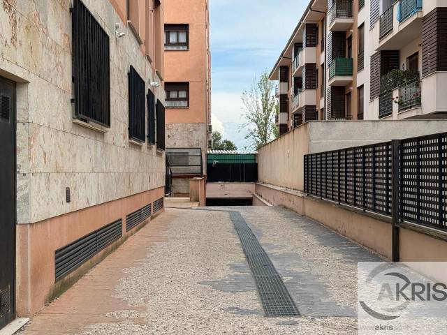 Garaje en Venta en Don José María Peña en Puerta de Murcia - Colegios