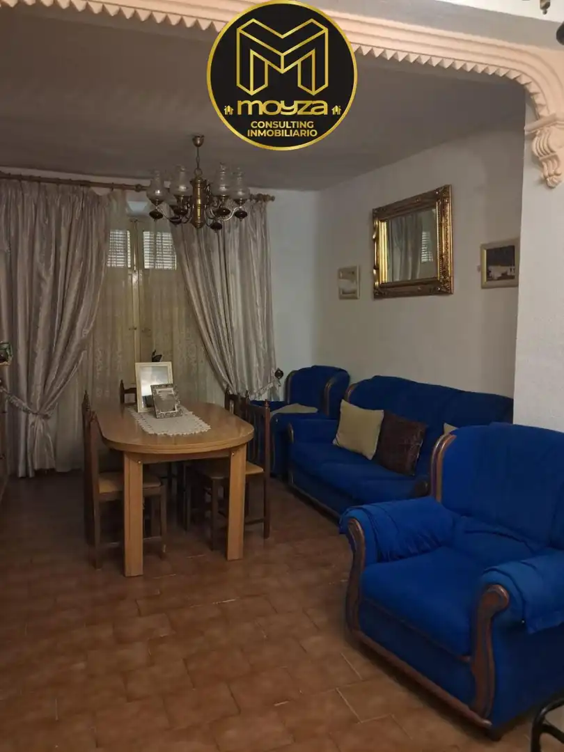 Casa amb terrassa en venda a Centro ciudad