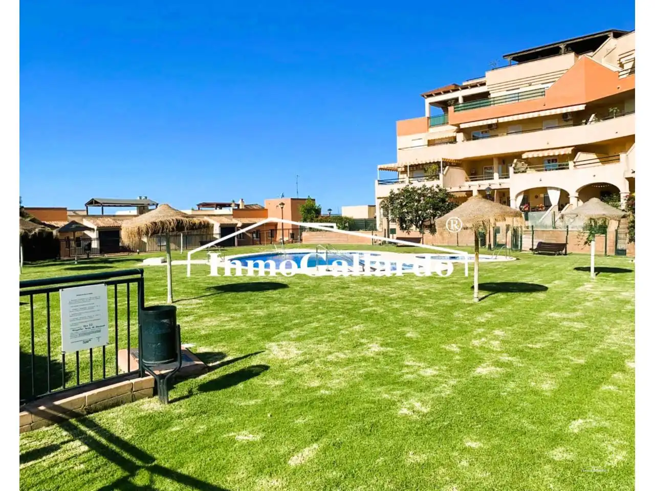 Piscina de Piso en venta en Rincón de la Victoria con Aire acondicionado, Terraza y Trastero