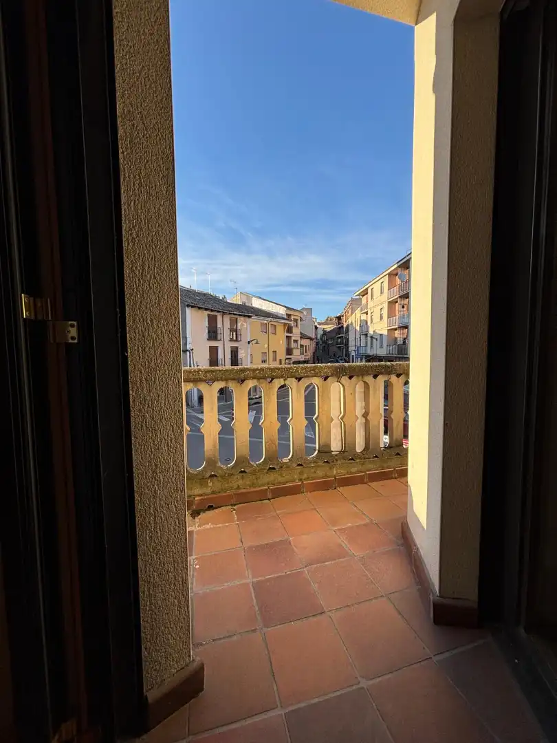 Terrasse von Wohnung zum Verkauf in Cuéllar mit Heizung, Parkett und Terrasse
