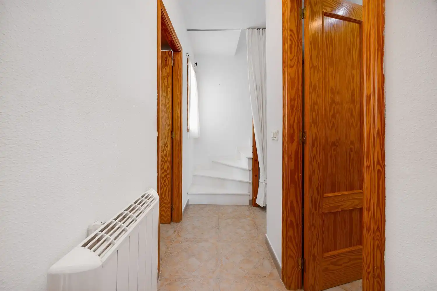 Casa aparellada amb terrassa en venda a Calle Cuerda 5, imagen 25