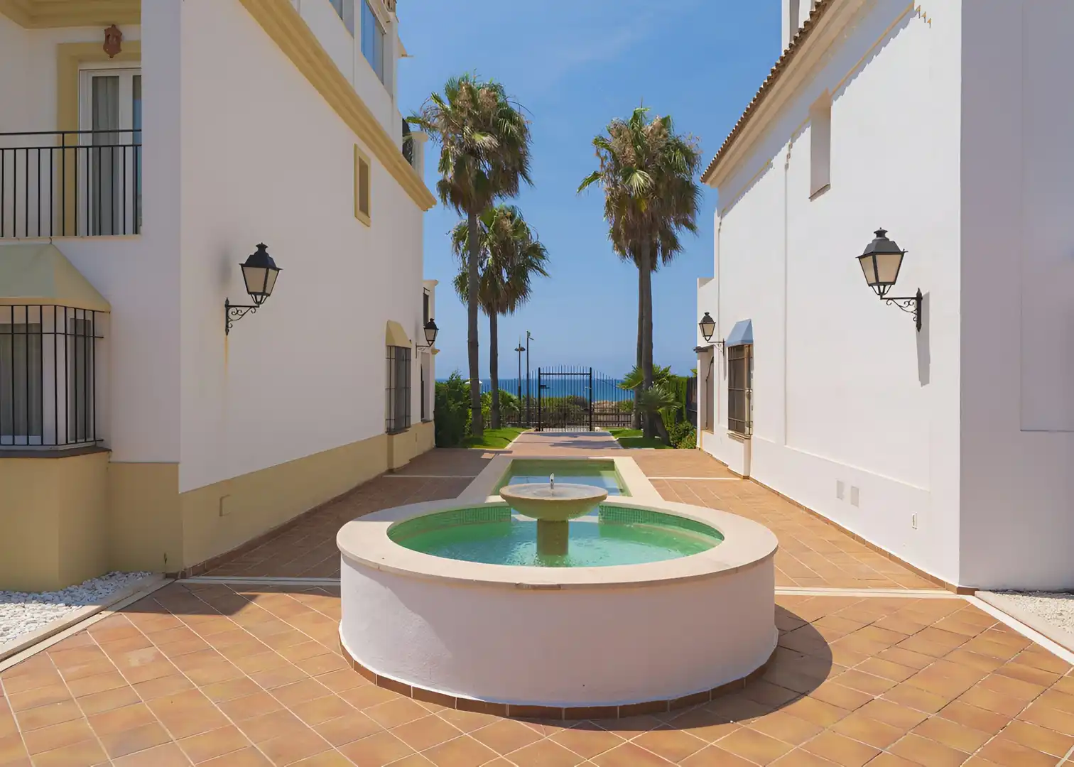Semi-detached house with pool for sale in Río Real - Los Monteros, imagen 26