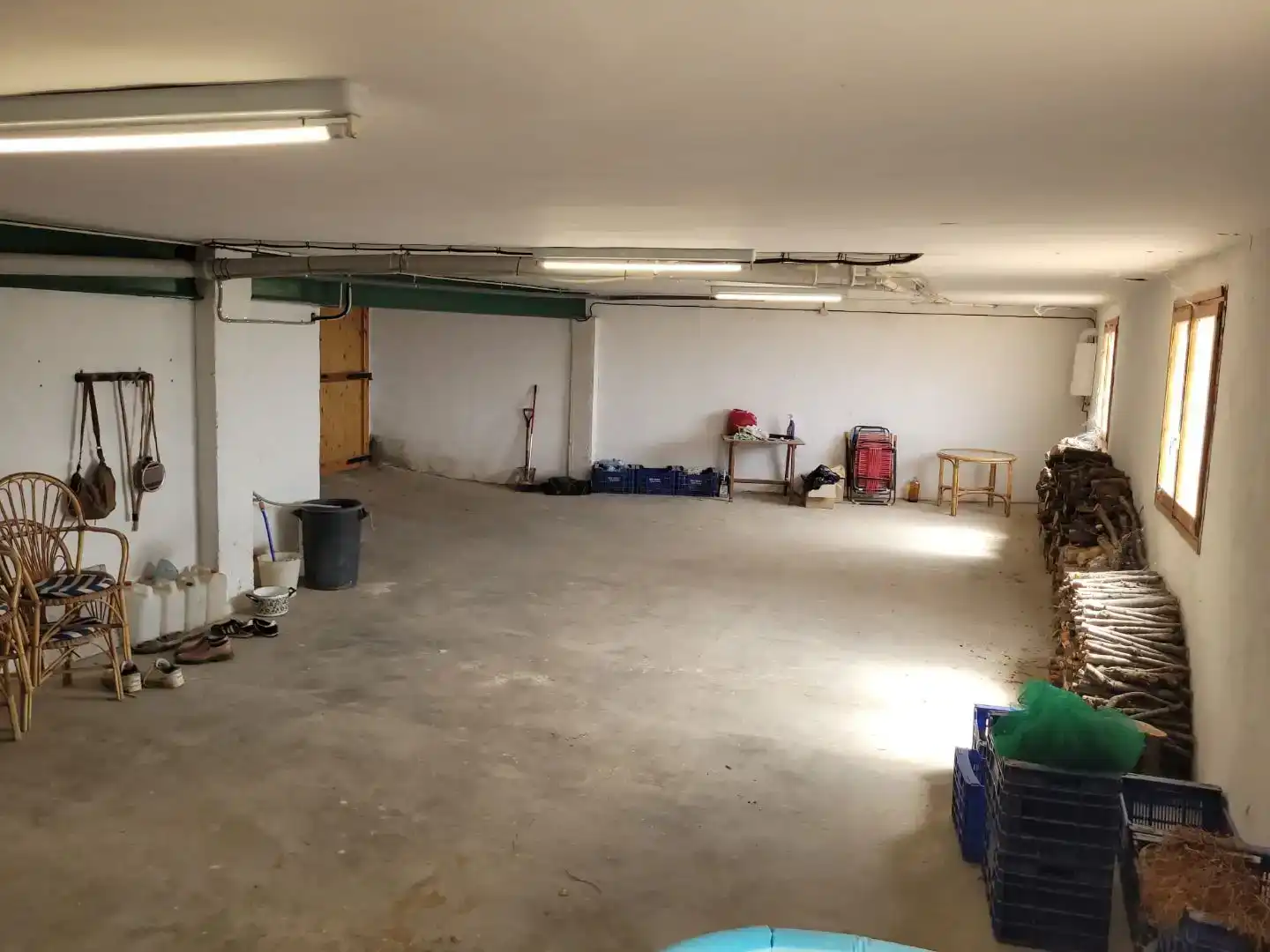 Wohnung zum Verkauf in La Fresneda mit Klimaanlage, Privatgarten und Abstellraum