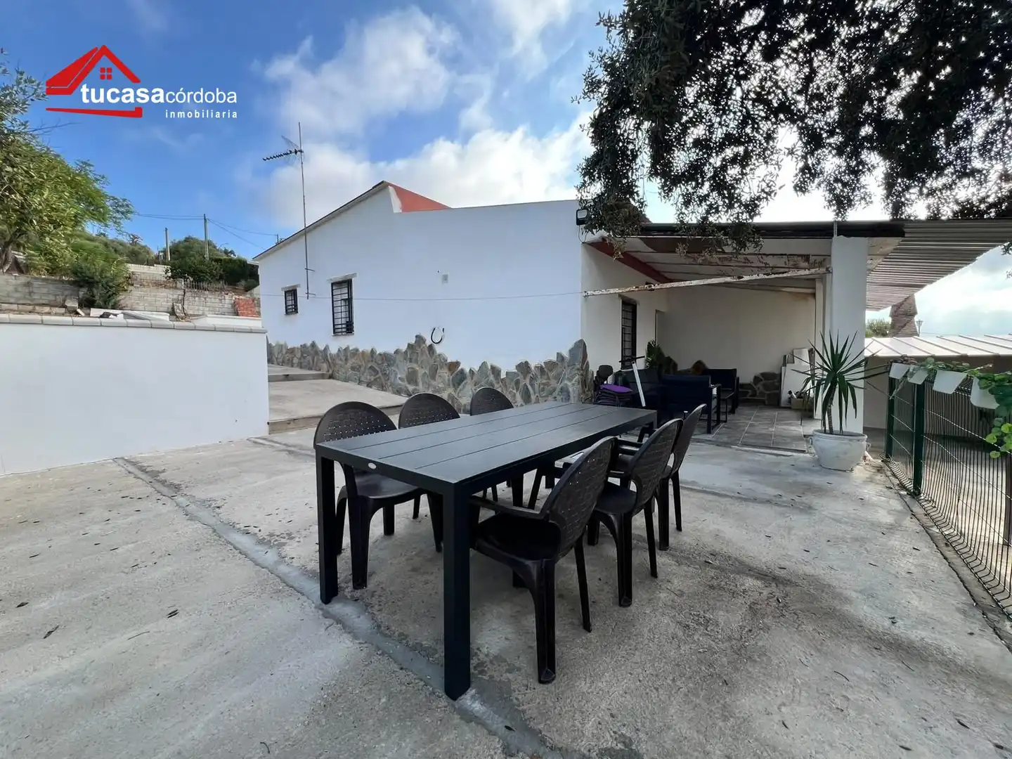 Vista exterior de Casa o xalet en venda en Periurbano Este - Campiña