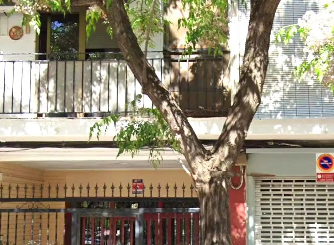 Piso en venta en VELL DE TORRENT 24