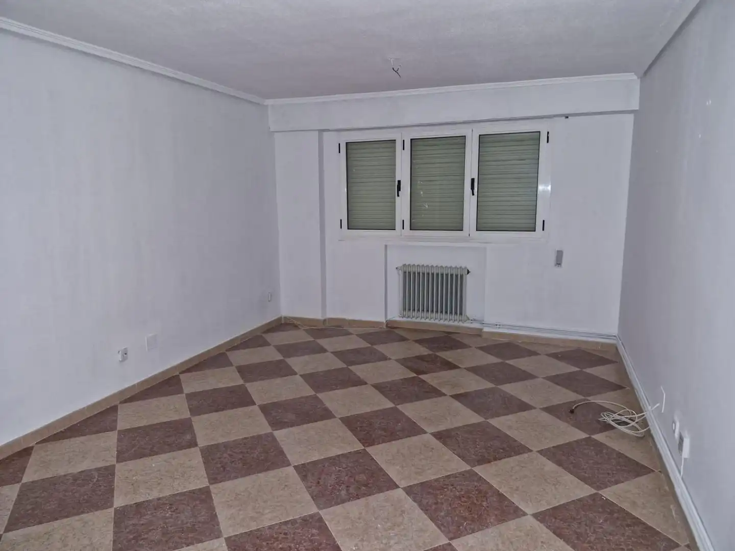 Wohnung zum Verkauf in Bembibre mit Heizung und Abstellraum