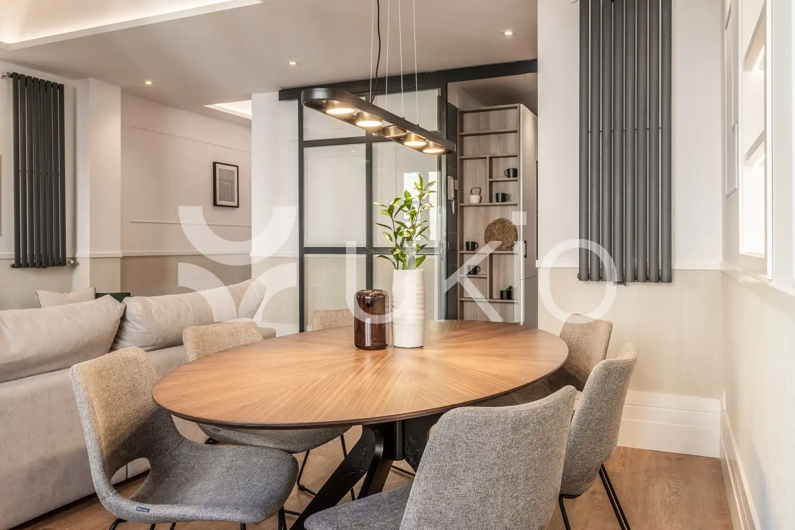 Dining room of Flat for rent in Madrid  with Air Conditioner, Heating and Furnished