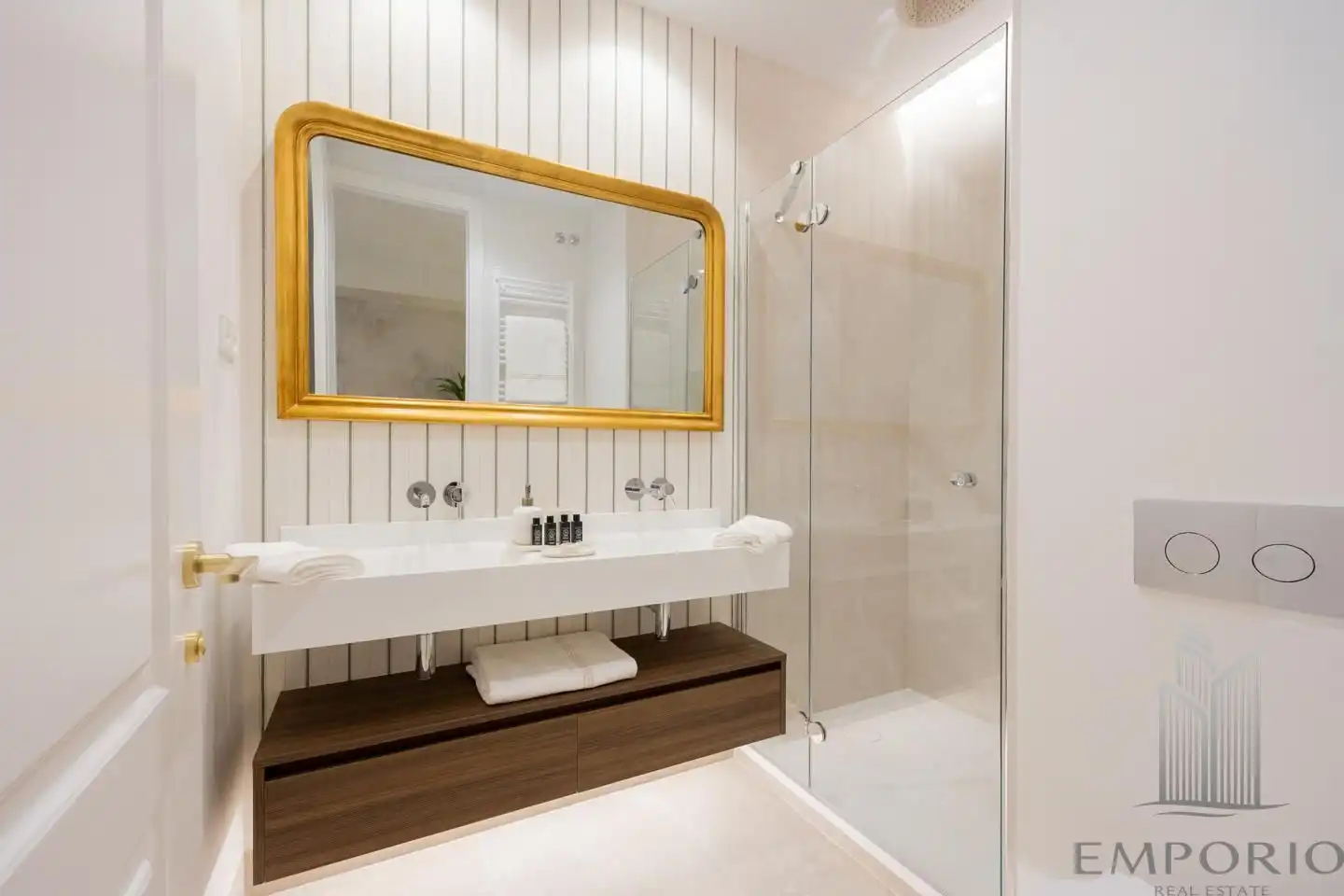 Badezimmer von Wohnung zum Verkauf in Madrid mit Klimaanlage, Heizung und Terrasse
