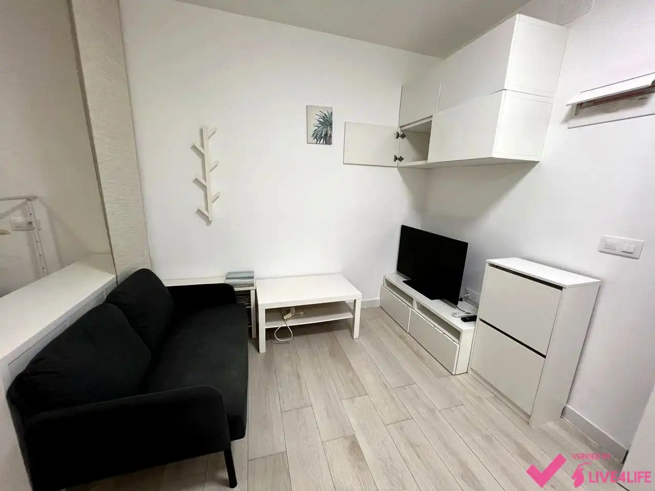Study for rent in De Leganitos, Palacio