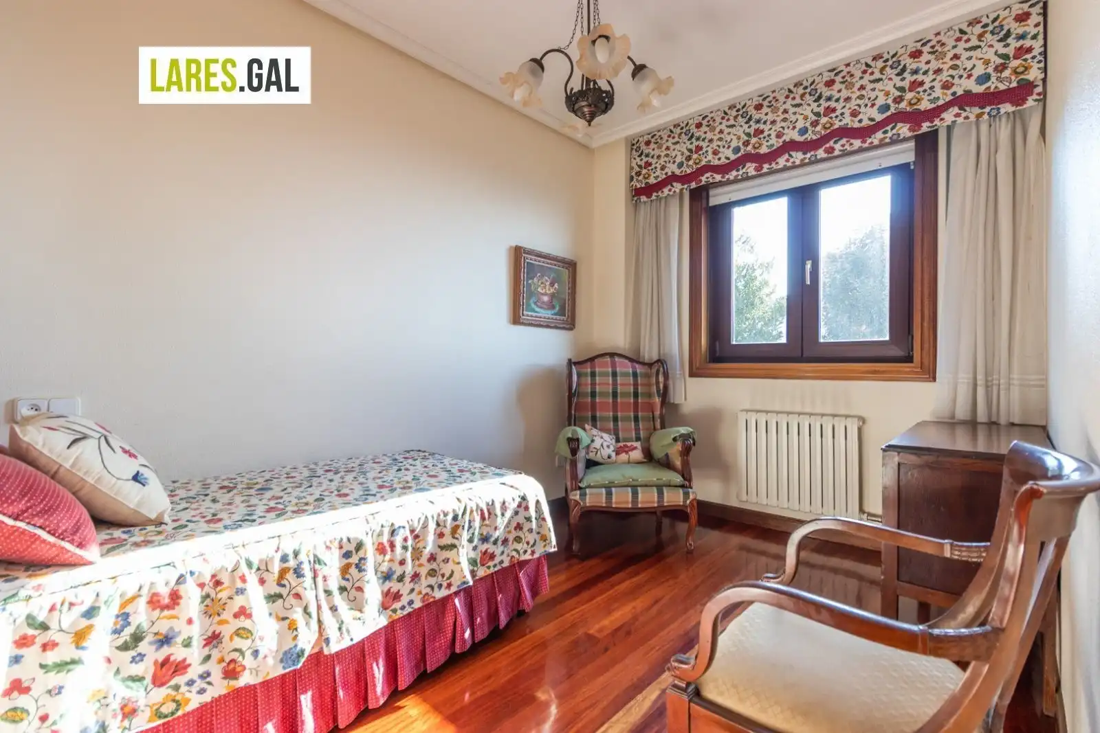Dormitori de Casa o xalet de lloguer en Moaña amb Calefacció, Terrassa i Moblat