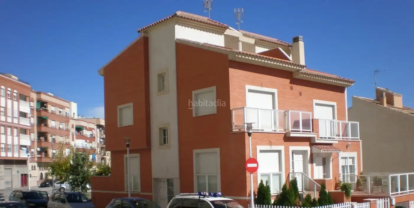Dúplex con jardín en venta en Calle Maestro Ezequiel Moreno 1