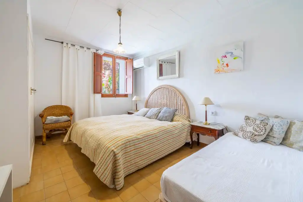 Habitación de Finca rústica en venta en Fornalutx con Jardín privado, Terraza y Trastero