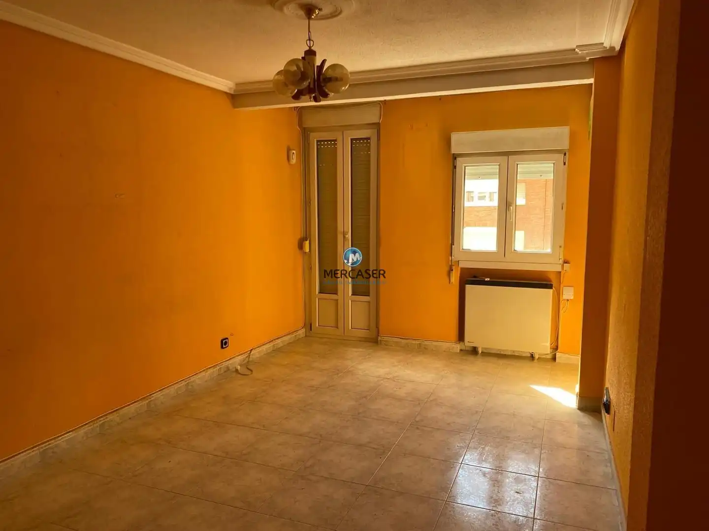 Living room of Flat for sale in Alcalá de Henares