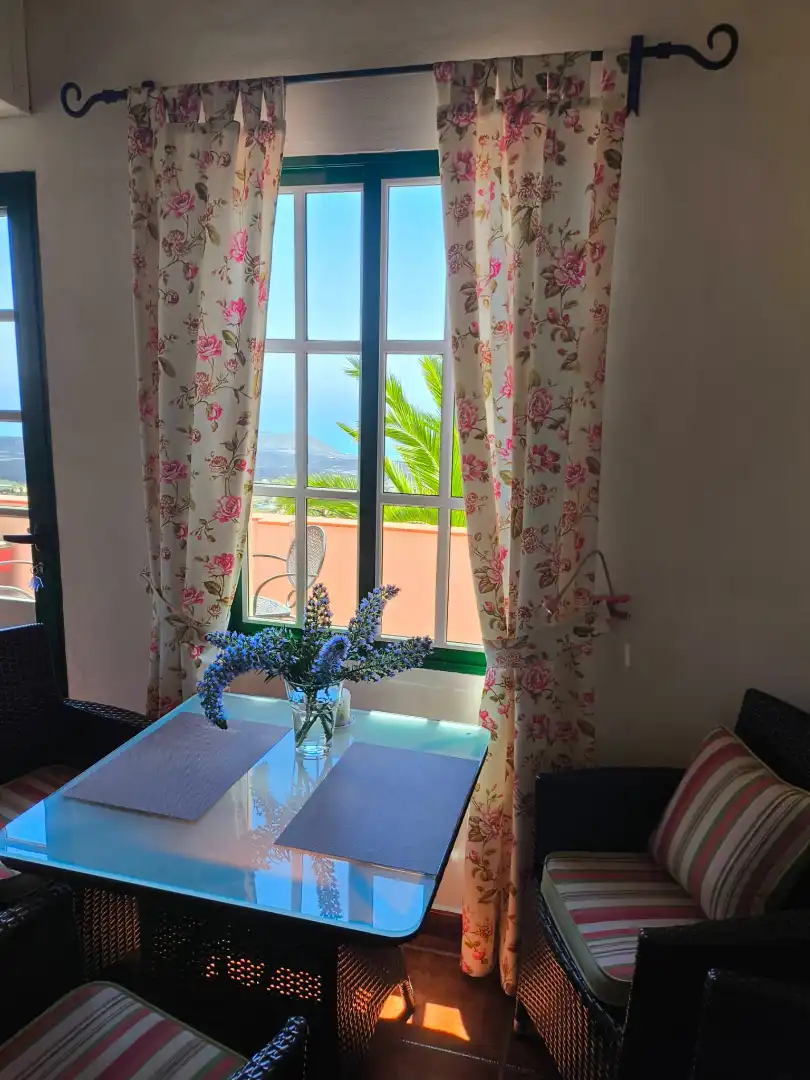 Dormitori de Casa o xalet en venda en El Paso amb Aire condicionat, Calefacció i Jardí privat