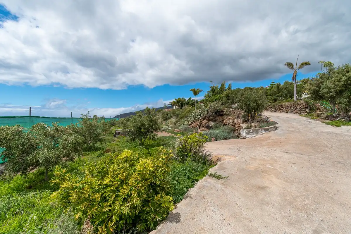 Finca rústica en venta en Guía de Isora con Jardín privado, Terraza y Piscina