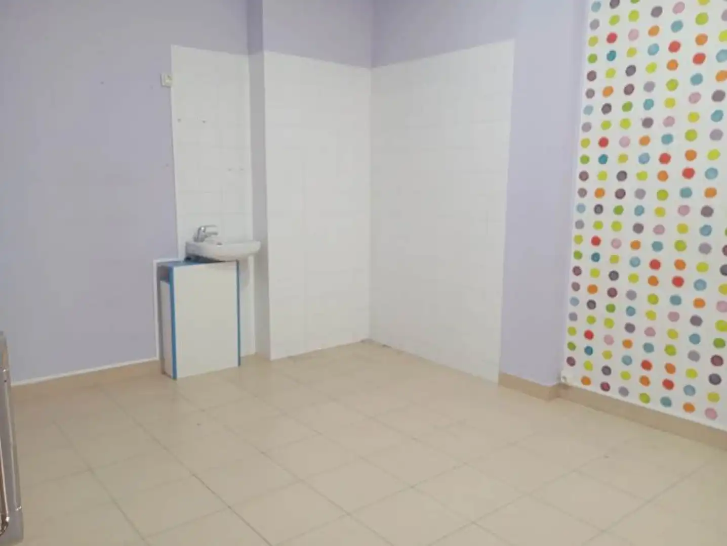 Badezimmer von Geschaftsraum zur Miete in Reocín