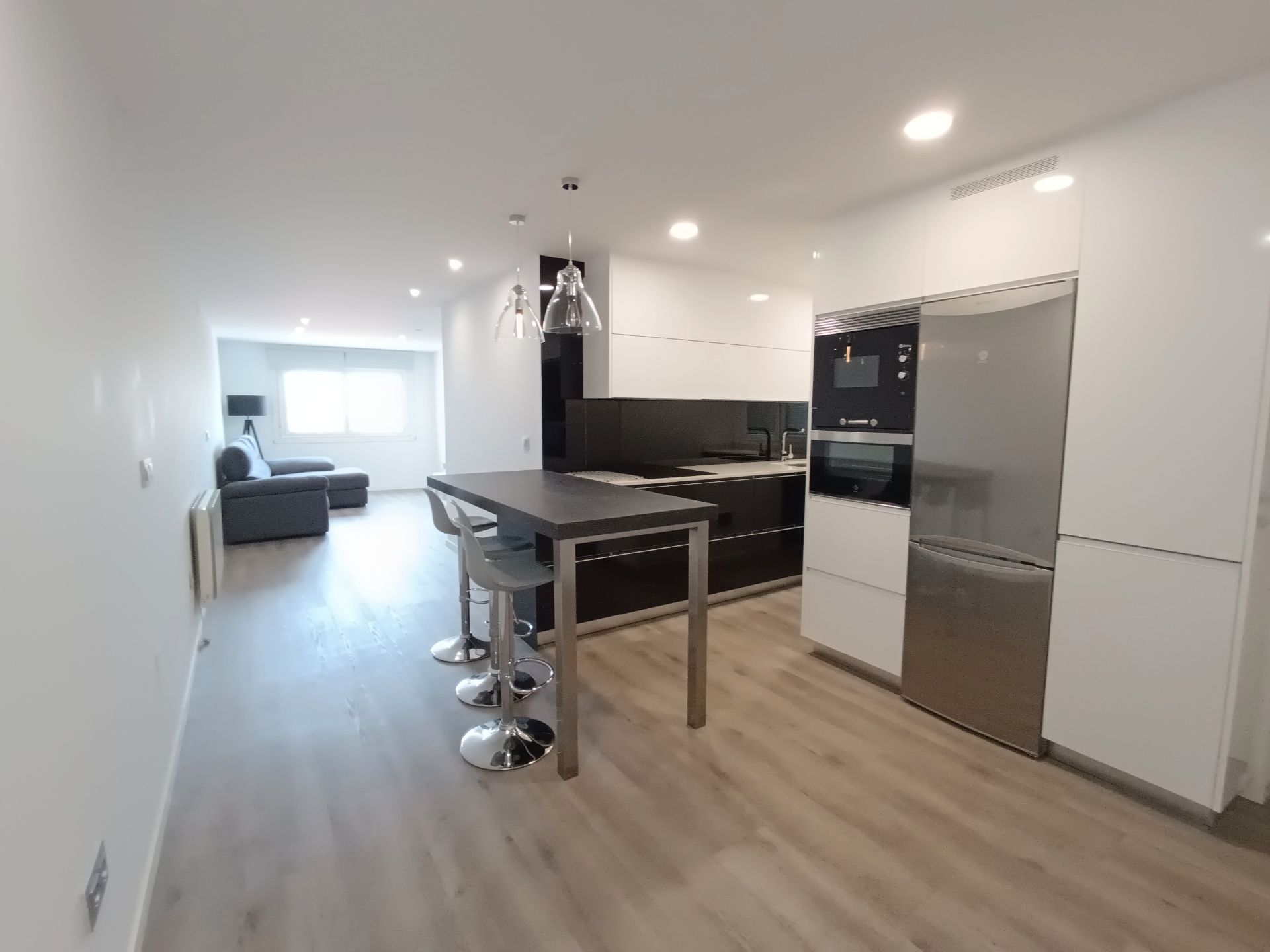 Cocina de Apartamento de alquiler en Pontevedra Capital  con Calefacción, Amueblado y Horno