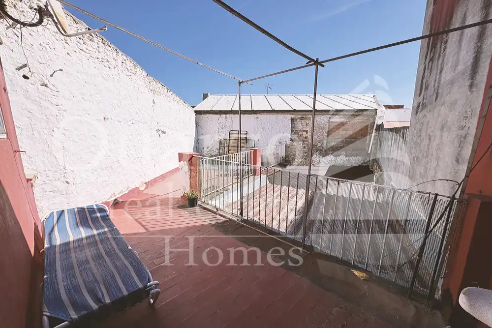 Terrassa de Casa adosada en venda en Real amb Traster i Moblat