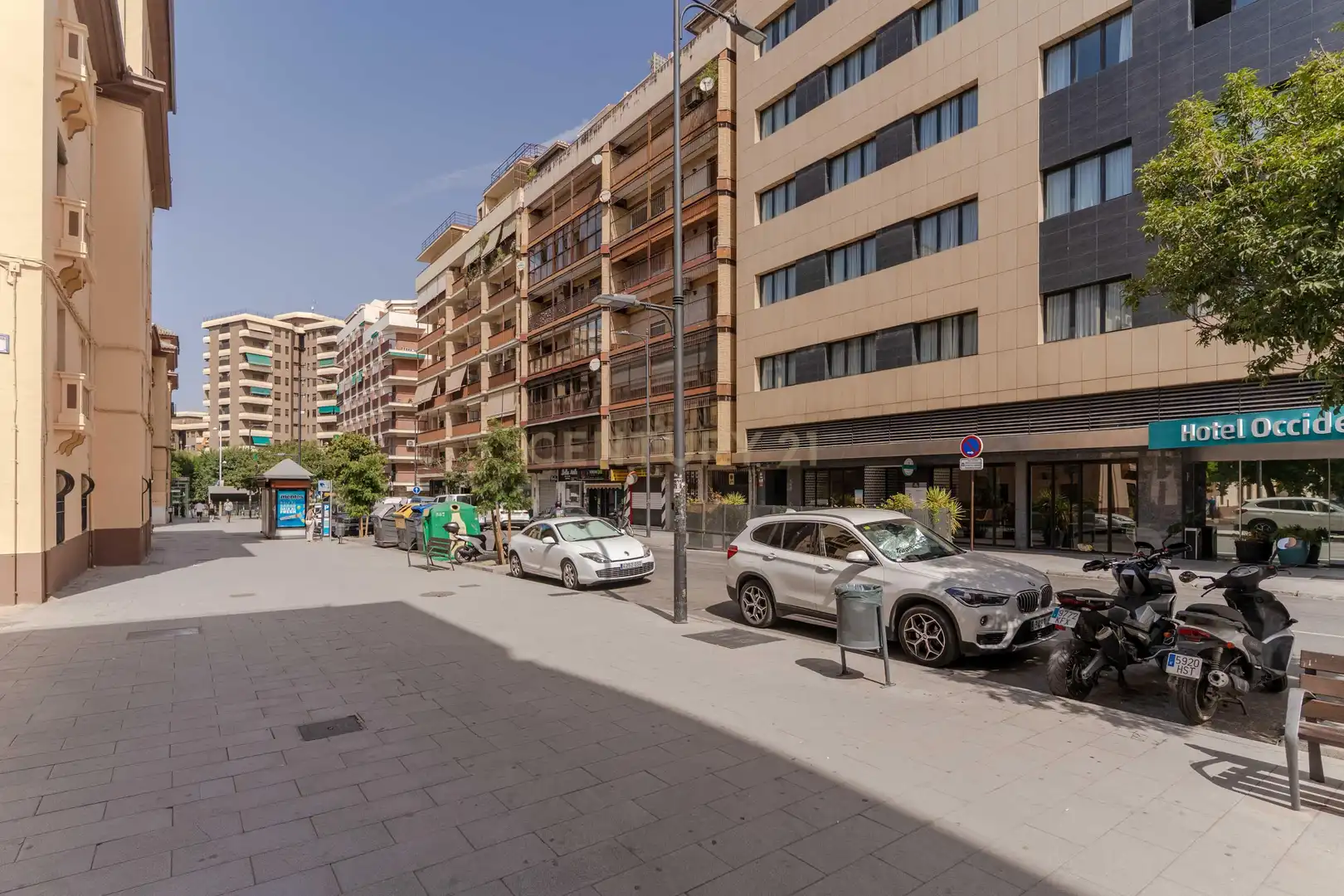Vista exterior de Pis en venda en Granada