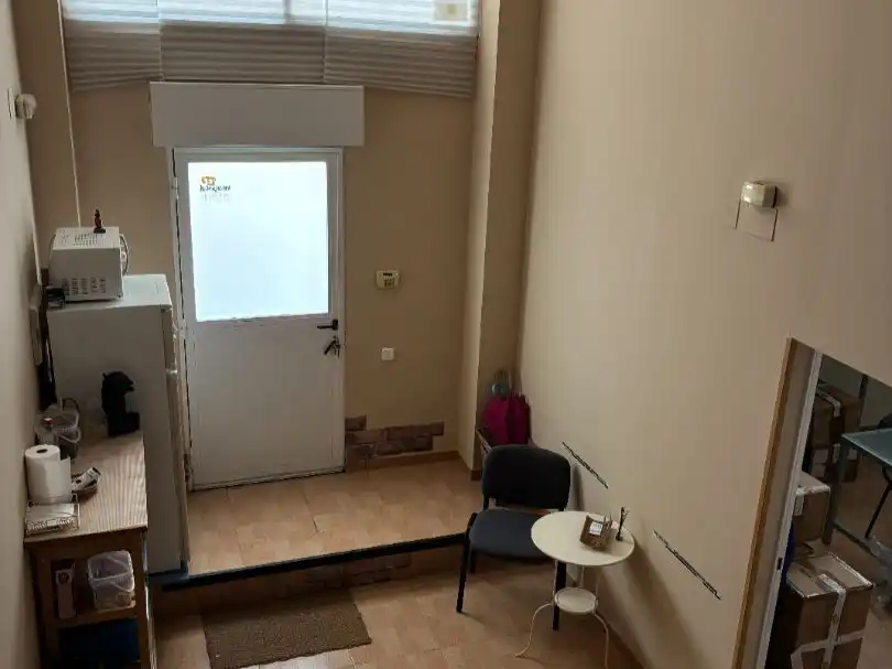 Commercial properties for rent in Madrid  with Air Conditioner and Heating