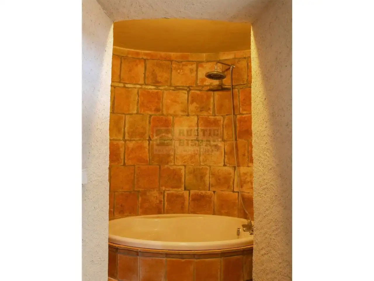 Baño de Finca rústica en venta en Sant Miquel de Fluvià con Aire acondicionado, Calefacción y Terraza