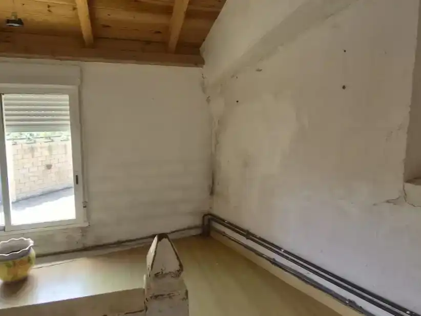 Finca rústica en venda en La Robla  amb Parquet