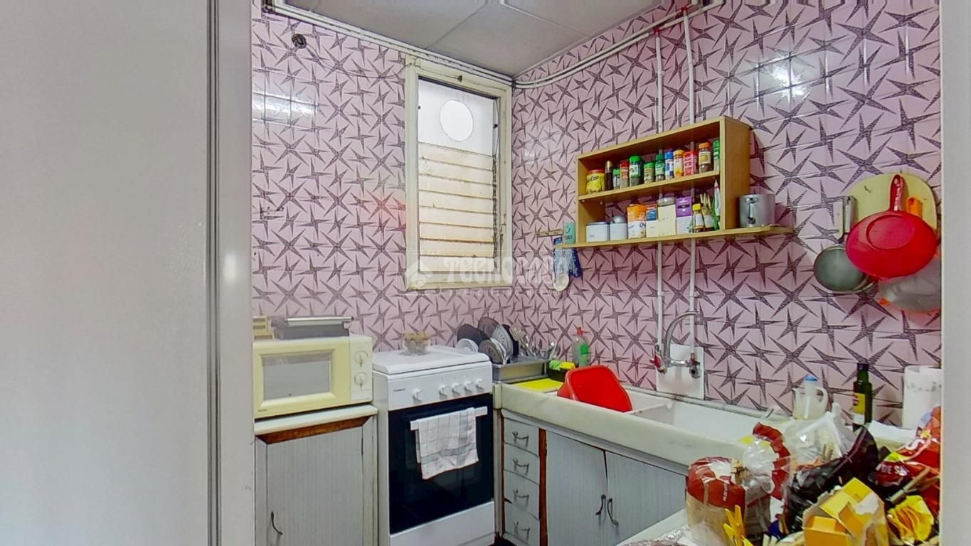 Kitchen of Flat for sale in Sabadell