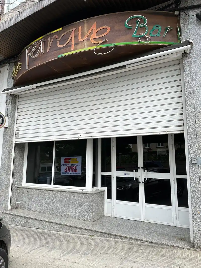 Local commercial à vendre à O Carballiño