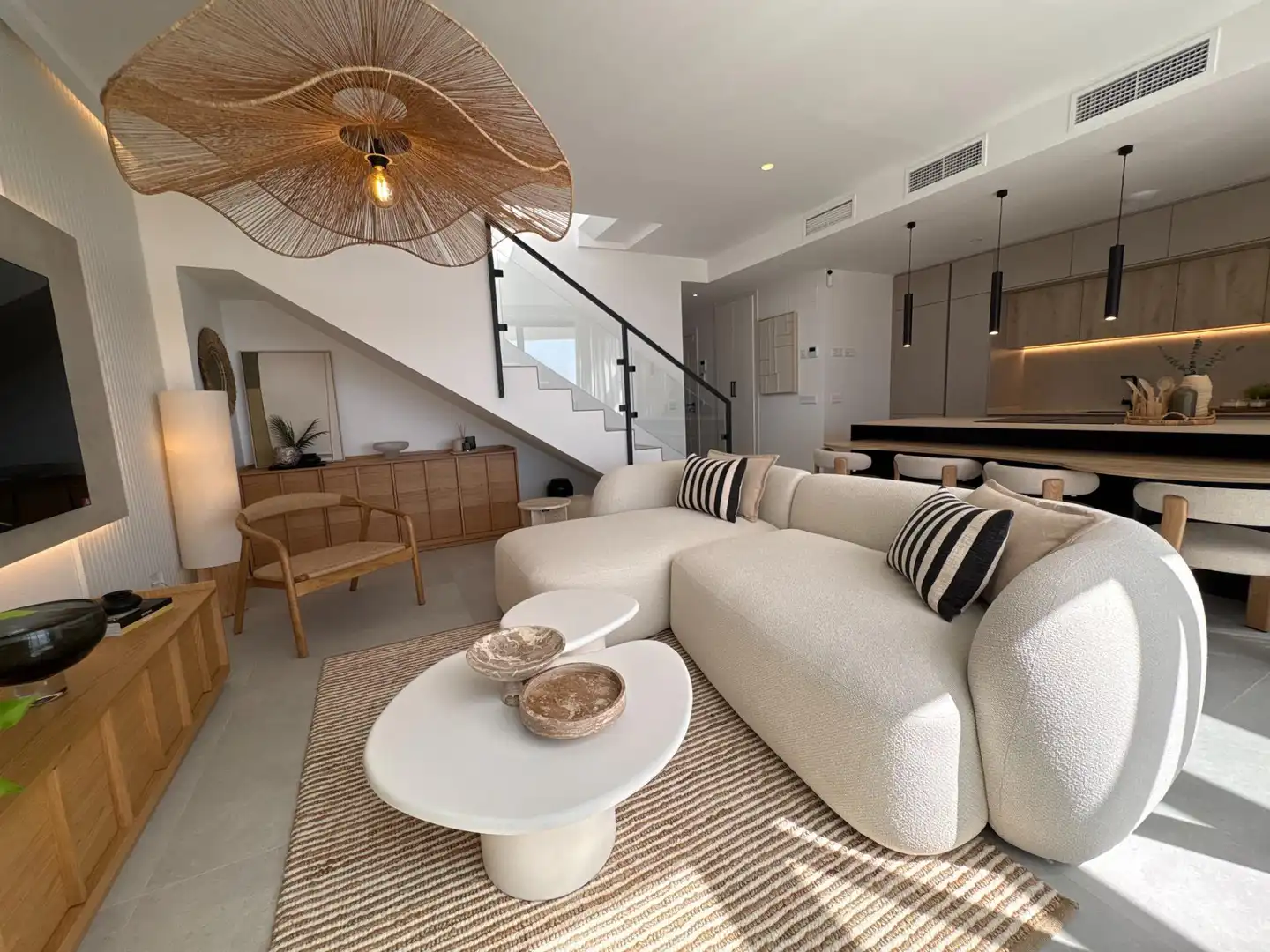Apartment with pool for sale in Calle de la Cornisa, imagen 4