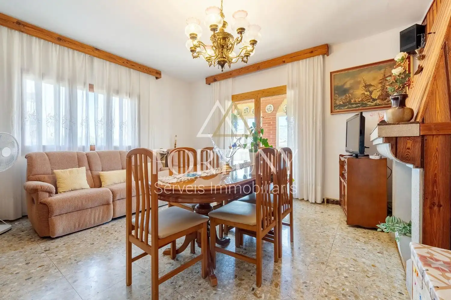 Comedor de Casa o chalet en venta en L'Espluga de Francolí con Piscina