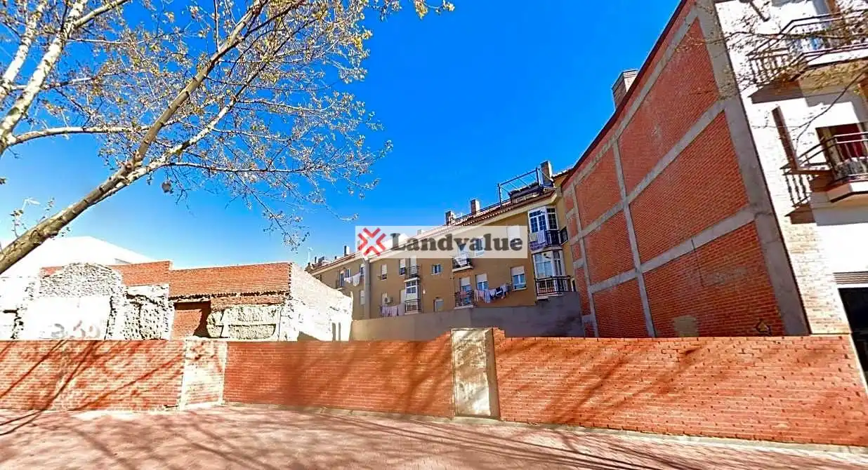 Vista exterior de Residencial en venta en Parla