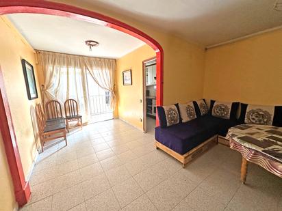 Living room of Attic for sale in Terrassa  with Air Conditioner and Balcony