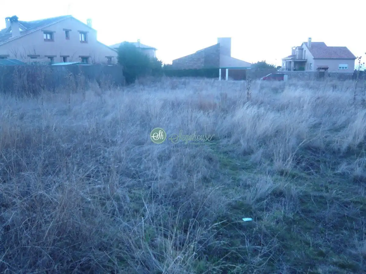 Residential land for sale in Torrecaballeros, imagen 3