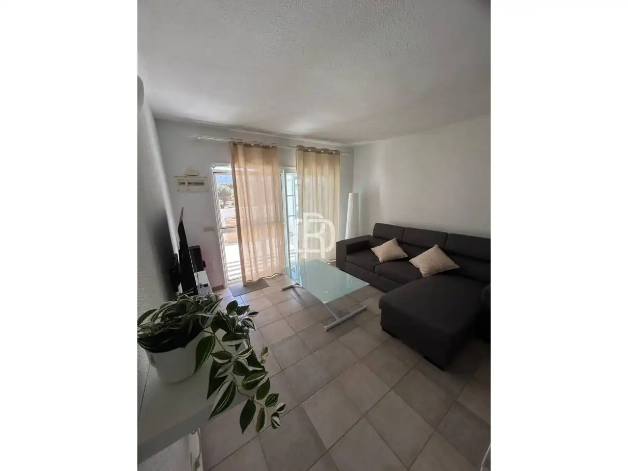 Living room of Flat for rent in Arico  with Terrace, Furnished and Community pool
